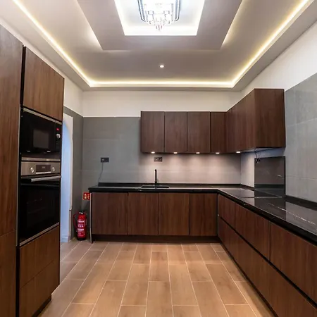 Homestay Novaotel Malaga