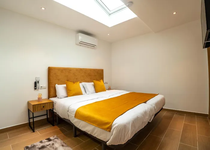 Novaotel * מאלגה